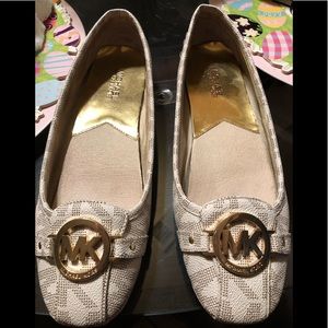 Michael Kors flats